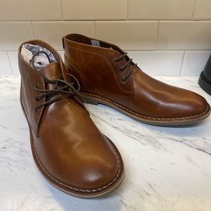 Crown vintage chukka men’s dress shoes